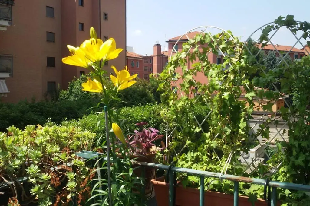 Bright & Cozy Room With Balcony Milan